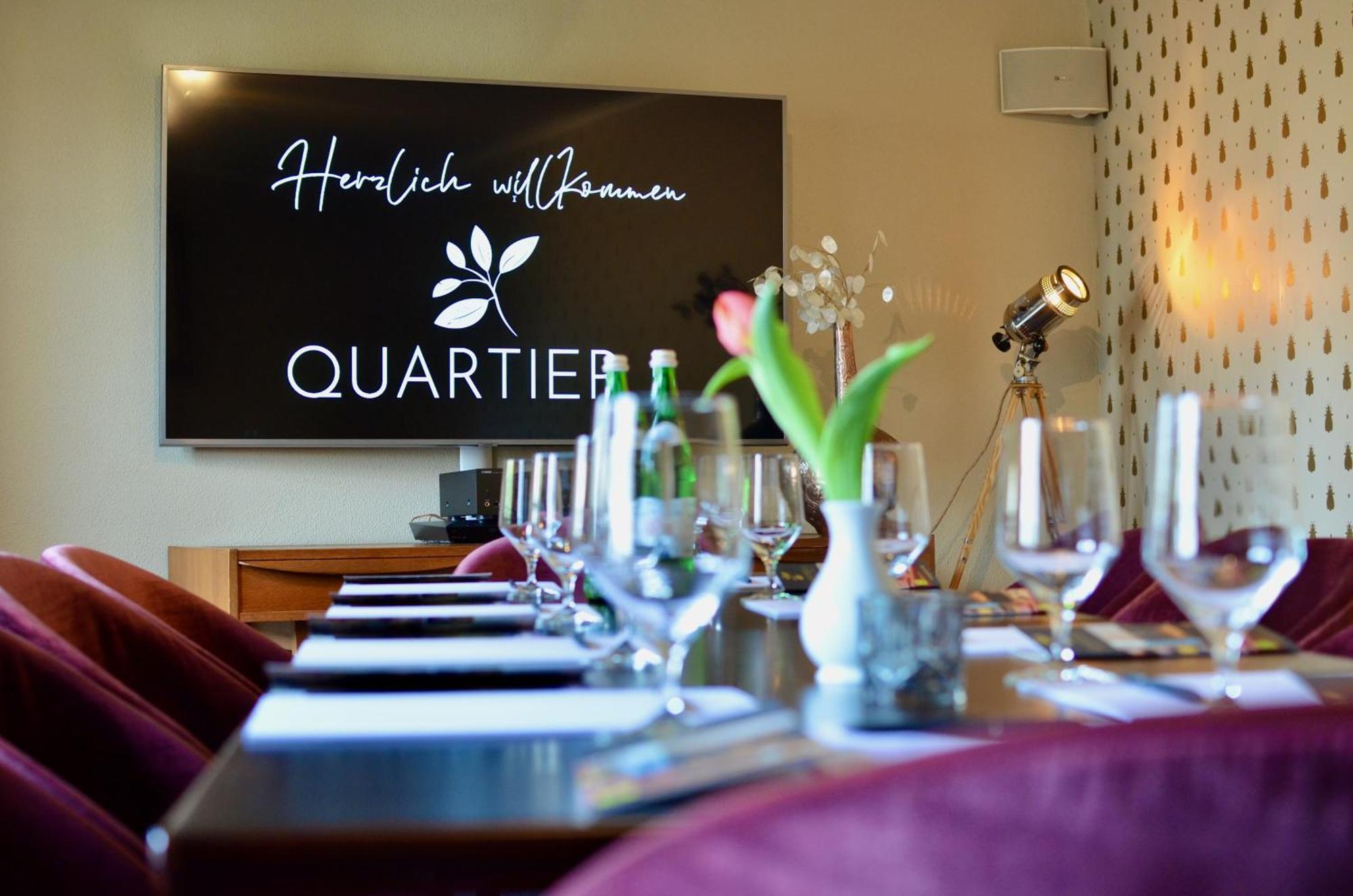 Logis Hotel Quartier 5, Saechsische Schweiz, Mit Restaurant, Cafe & Bar Курорт-Гориш Экстерьер фото